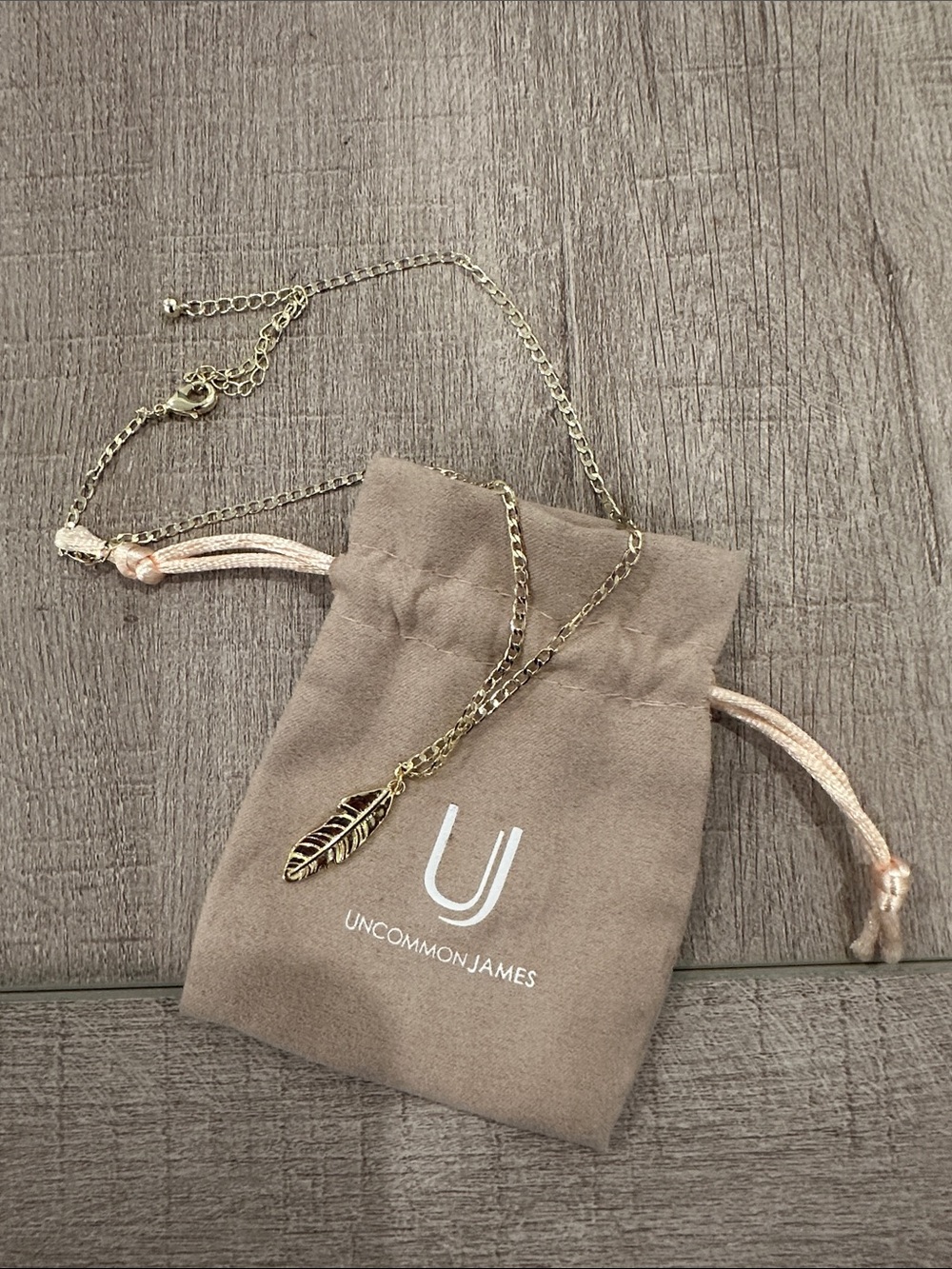 Uncommon James Gold Leaf Pendant Necklace - Gold